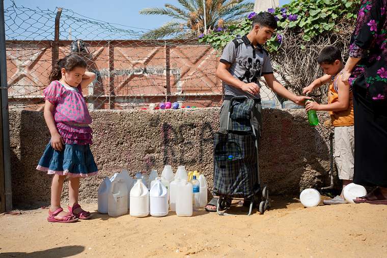 Những người tị nạn Palestine (Ảnh: Ryan Rodrick Beller / Shutterstock)