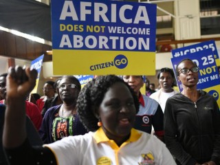 Hội đồng Giám mục Công giáo Kenya (KCCB) đã lên án đất nước này đề xuất Dự luật Sức khỏe sinh sản là vi hiến.