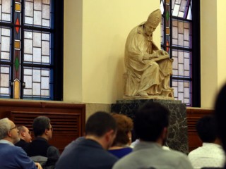 Academia-Alphonsus-students-696x464