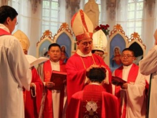 CIna-Vaticano-ordinazione