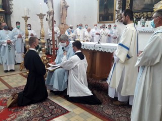 sluby-stanislav-marcin-02-696x464