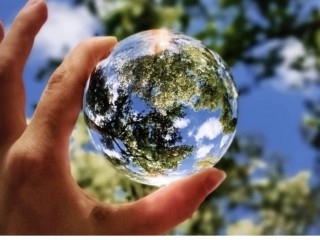 FAFF7B76-10A6-44B2-920F-2B8C9671D004