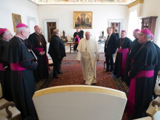 Đức Thánh Cha Phanxicô  gặp gỡ các giám mục Scotland tại Vatican vào ngày 28 tháng 9 năm 2018 (Ảnh: Truyền thông Vatican)