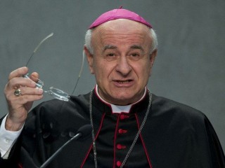 Đức Tổng Giám mục Vincenzo Paglia, Chủ tịch Học viện Giáo hoàng về Sự sống (PAL)