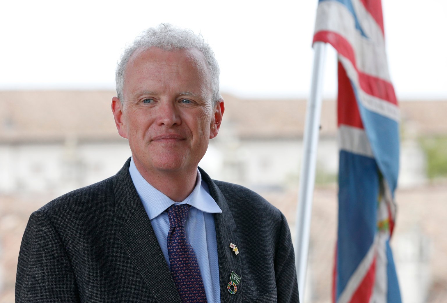 Christopher Trott, đại sứ mới của Anh tại Tòa thánh, được chụp tại tư dinh của ông ở Rome vào ngày 27 tháng 9 năm 2021. Ông đã nói chuyện với Dịch vụ Tin tức Công giáo về tầm quan trọng của các nhà lãnh đạo tôn giáo đến với nhau ở Rome trong một sự kiện diễn ra vào ngày 4 tháng 10. - tới Hội nghị về Biến đổi Khí hậu của Liên hợp quốc vào tháng 11 năm 2021 tại Glasgow (Ảnh: Paul Haring / CNS)