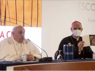 Giáo hoàng Francis phát biểu trước hội đồng giám mục Ý tại Rome, ngày 22 tháng 11 năm 2021. (ảnh: Vatican Media. / Vatican Media)