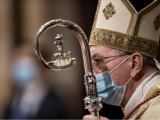 Đức Hồng y Pietro Parolin tham dự lễ tấn phong tại Vương cung thánh đường Sant'Eugenio ở Rome, ngày 5 tháng 9 năm 2020. | Daniel Ibáñez / CNA.