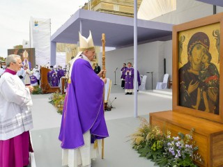 Đức Thánh Cha Phanxicô cử hành Thánh lễ tại khu vực Granaries ở Floriana, Malta, ngày 3 tháng 4 năm 2022 (Ảnh: Truyền thông Vatican)