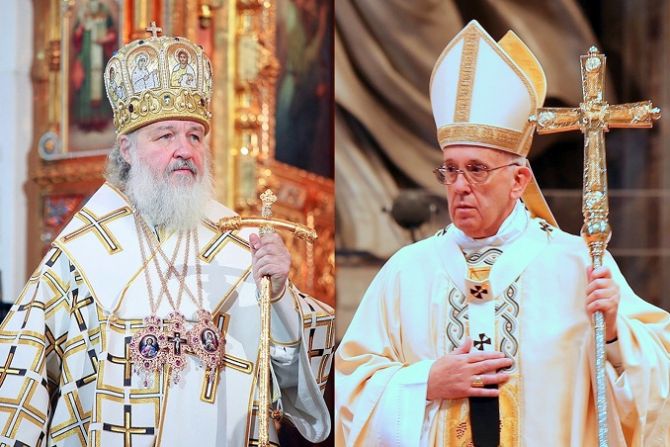 Đức Thượng phụ Chính thống giáo Nga Kirill (Ảnh: Patriarchia.Ru) và Đức Thánh Cha Phanxicô (Ảnh: Alexey Gotovsky / CNA)