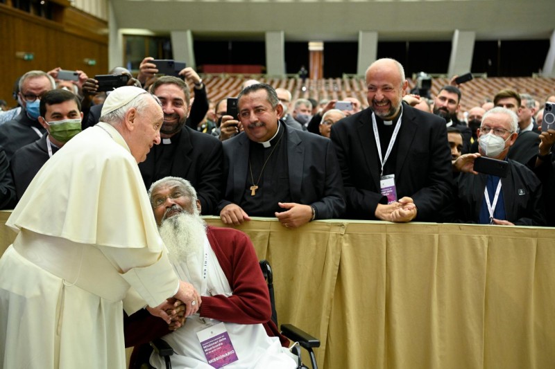 Đức Thánh Cha Phanxicô gặp gỡ các Thừa sai của Lòng Thương xót tại Vatican vào ngày 25 tháng 4 năm 2022 (Ảnh: Truyền thông Vatican)