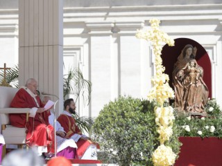 Đức Thánh Cha Phanxicô chia sẻ trong Thánh lễ Chúa nhật Lễ Lá ngày 10 tháng 4 năm 2022 (Ảnh: Truyền thông Vatican)