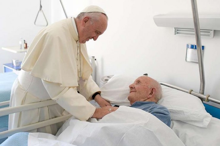 pope-francis-elderly-768x512