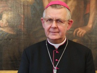 Đức Tổng Giám mục  Parla Tomasz Peta