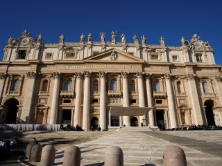 Đức Thánh Cha Phanxicô chia sẻ trong buổi tiếp kiến chung hàng tuần tại Quảng trường Thánh Phêrô tại Vatican, thứ Tư, ngày 23 tháng 11 năm 2022 (Ảnh: AP Photo/Andrew Medichini)