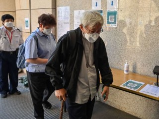 Đức Hồng y Joseph Zen đến tòa án để tham dự phiên tòa xét xử ngài tại Hồng Kông vào ngày 26 tháng 9 năm 2022. (Ảnh: PETER PARKS / AFP qua Getty Images)