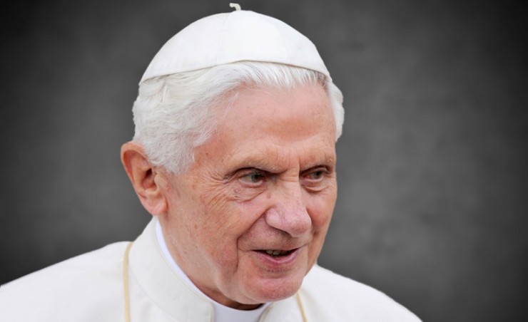 Đức Giáo hoàng Danh dự Bênêđictô XVI trong chuyến viếng thăm Berlin, Đức, năm 2011 (Ảnh: Alamy)