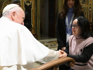 Đức Thánh Cha Phanxicô đã cử hành Ngày Quốc tế Người khuyết tật tại Vatican hôm thứ bảy, ngày 3 tháng 12 (Ảnh: Truyền thông Vatican)