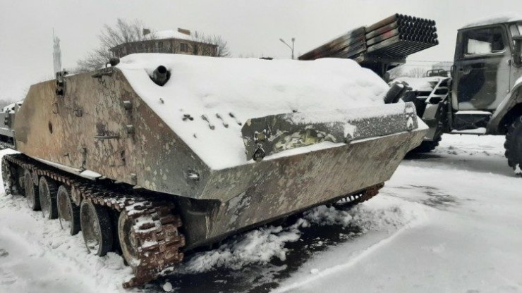 Một chiếc xe tăng ở Kiev (Ảnh: ANSA)