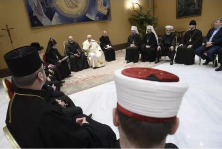 Đức Thánh Cha Phanxicô gặp gỡ Hội đồng các Giáo hội và Tổ chức Tôn giáo Ukraine vào ngày 25 tháng 1 năm 2023, tại Vatican (Ảnh: Truyền thông Vatican)