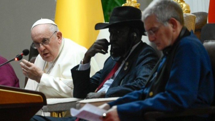 Đức Thánh Cha Phanxicô gặp gỡ các nhà chức trách ở Nam Sudan (Ảnh: Truyền thông Vatican)