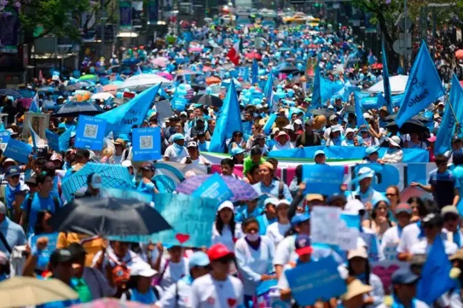 Sự kiện ‘Cuộc tuần hành vì Sự sống’ tại Thành phố Mexico, ngày 29 tháng 4 năm 2023 (Ảnh: Steps for Life)