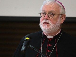 Đức Tổng Giám mục Paul Richard Gallagher,Ngoại trưởng Vatican.