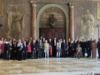 Những người đoạt giải Nobel và các nhà lãnh đạo thế giới tại buổi khai mạc Hội nghị Thế giới về Tinh thần Huynh đệ Nhân loại (Ảnh: Vatican News)