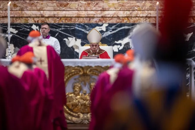 231103-holy-mass-in-memory-of-the-supreme-pontiff-benedict-xvi-and-the-cardinals-and-bishops-who-died-over-the-course-of-the-year-at-the-altar-of-the-chair-in-st-peter-s-basilica-daniel-ibanez-3