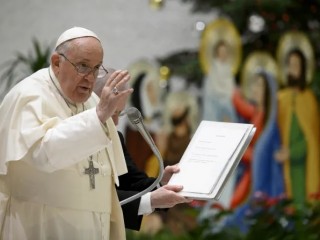 Đức Thánh Cha Phanxicô trong buổi tiếp kiến chung vào ngày 13 tháng 12 năm 2023 tại Đại thính đường Phaolô VI ở Vatican (Ảnh: Truyền thông Vatican)