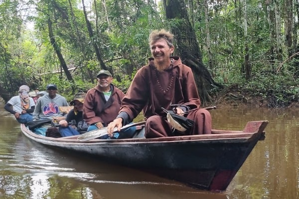 Tu sĩ Paolo Braghini (Ảnh: ACN)