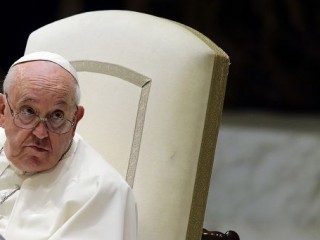 Vaticano/Il Papa: oggi troppi conflitti alimentati anche da false notizie