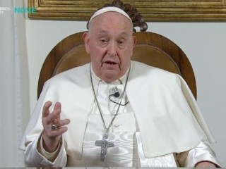 Đức Thánh Cha Phanxicô xuất hiện trên chương trình 'Che tempo che fa' (Ảnh: ANSA)