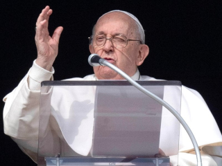 papa_francesco_angelus_vaticano_ansa_2024