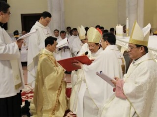 Vatican tuyên bố thành lập Giáo phận Weifang vào ngày 29 tháng 1 năm 2024, ngày tấn phong Giám mục tiên khởi của giáo phận, Đức Giám mục Anthony Sun Venjun (Ảnh: Hiệp hội Công giáo Yêu nước Trung Quốc)