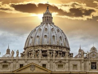 Mái vòm Đền thờ Thánh Phêrô (Ảnh: Shutterstock)