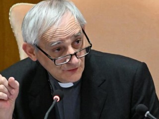 Đức Hồng Y Matteo Zuppi Địa p phận Bologna phát biểu tại Đại hội đồng Giám mục Ý lần thứ 77 vào ngày 23 tháng 5 năm 2023 (Ảnh: Vatican News)