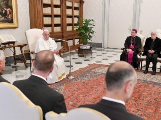 Đức Thánh Cha Phanxicô gặp gỡ Quỹ Blanquerna tại Điện Tông Tòa, Vatican (Ảnh: Truyền thông Vatican)