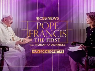 Đức Thánh Cha Phanxicô trong cuộc phỏng vấn với nhà báo Norah O'Donnell trên chương trình "60 Minutes" của CBS phát sóng hôm thứ Hai, ngày 20 tháng 5 năm 2024 (Ảnh: CBS News/Adam Verdugo