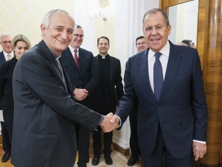 Vào ngày 14 tháng 10, Bộ trưởng Ngoại giao Sergey Lavrov đã gặp gỡ Đặc phái viên về Hòa bình của Đức Thánh Cha Phanxicô tại Ukraine, Đức Hồng y Matteo Zuppi, trong khuôn khổ chuyến thăm làm việc của ngài tới Moscow (Ảnh: MFA)