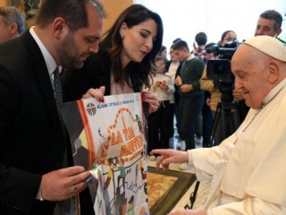 Đức Thánh Cha Phanxicô gặp gỡ trẻ em của tổ chức Công giáo Tiến hành của Ý (VATICAN MEDIA Divisione Foto)