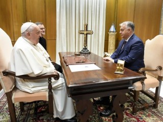 Đức Thánh Cha Phanxicô gặp gỡ Thủ tướng Hungary Viktor Orbán vào ngày 4 tháng 12 năm 2024 tại Vatican (Ảnh: Truyền thông Vatican)