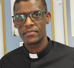 fr.-tryvis-moyo-cssr-recently-appointed-zcbc-secretary-general.