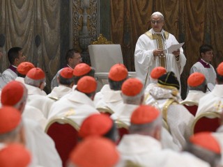 Đức tân Giáo hoàng Lêô XIV chủ sự Thánh lễ với các Hồng y (Ảnh: Vatican News)