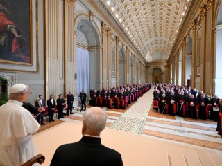 Đức Thánh Cha Lêô XIV tiếp kiến Hội đồng Giám mục Ý tại Vatican vào ngày 17 tháng 6 năm 2025 (Nguồn: Truyền thông Vatican)
