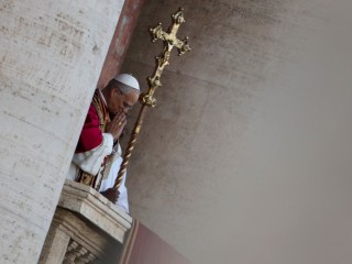 pope-leo-xiv-pray-balcony