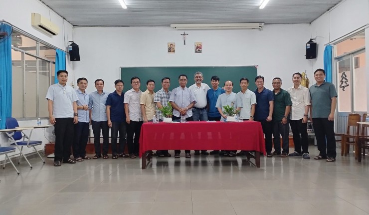 Deacons-in-Maithon-1-1536x895