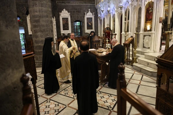Một tuần sau vụ tấn công đẫm máu nhắm vào Nhà thờ Mar Elias ở khu phố Douailah của Damascus, Syria, các nhà thờ ở thủ đô vẫn tiếp tục các buổi cử hành Phụng vụ Thánh vào ngày 30 tháng 6 năm 2025 (Ảnh: Mohammad Al-Rifai/ ACI MENA)