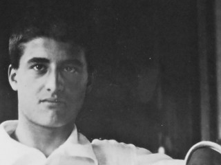 Chân Phước Pier Giorgio Frassati, qua đời năm 24  tuổi vào năm 1925, được nhiều người trẻ Công giáo ngày nay yêu mến vì chứng tá nhiệt thành của ngài về sự thánh thiện “Vươn tới đỉnh cao” (Ảnh: Public domain)