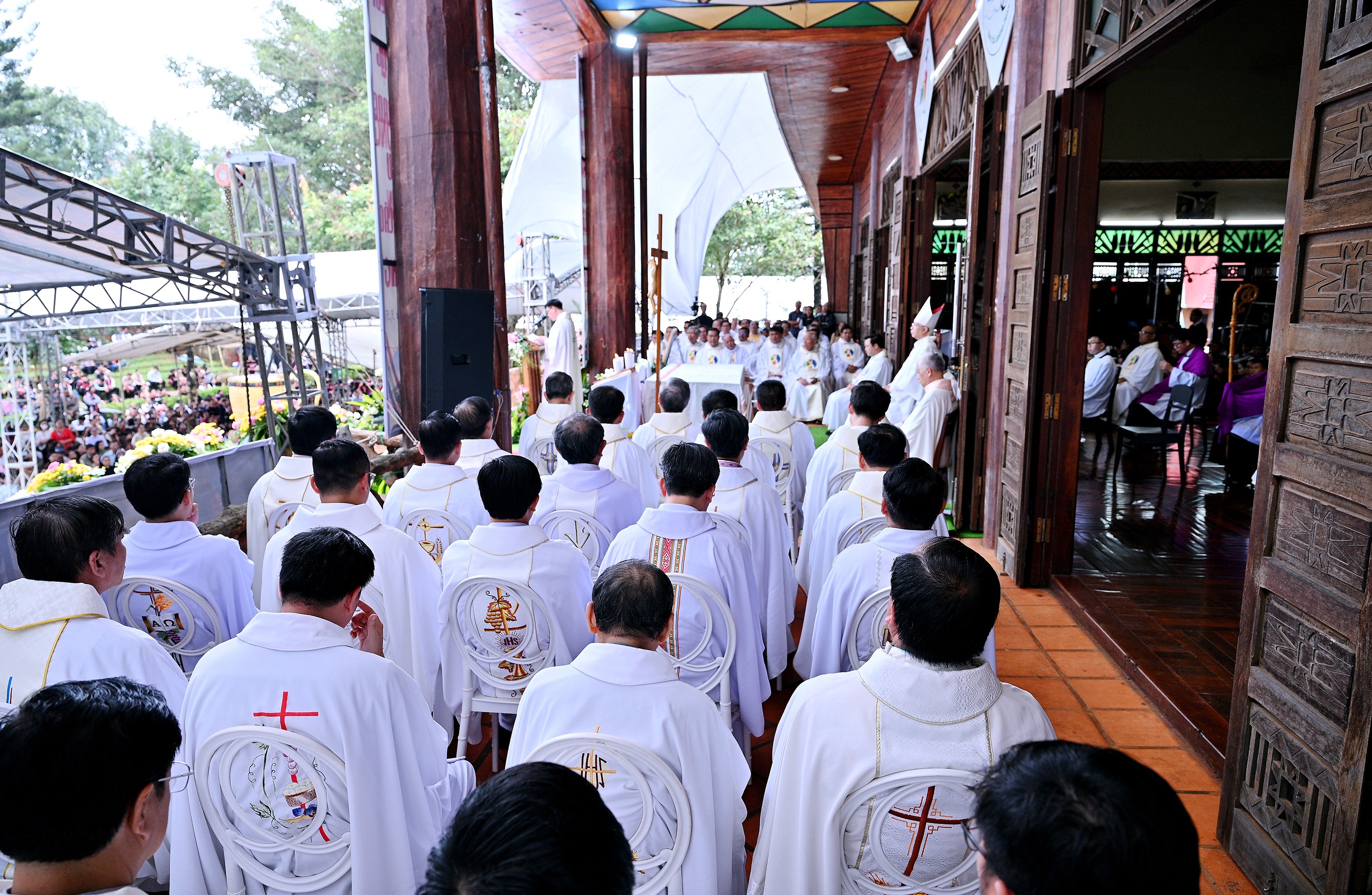SON_2175 copy