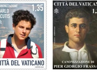 Con tem của hai vị thánh tương lai Carlo Acutis và Pier Giorgio Frassati sẽ có giá trị 1,35 euro (1,60 đô la) mỗi con (Ảnh: Truyền thông Vatican)